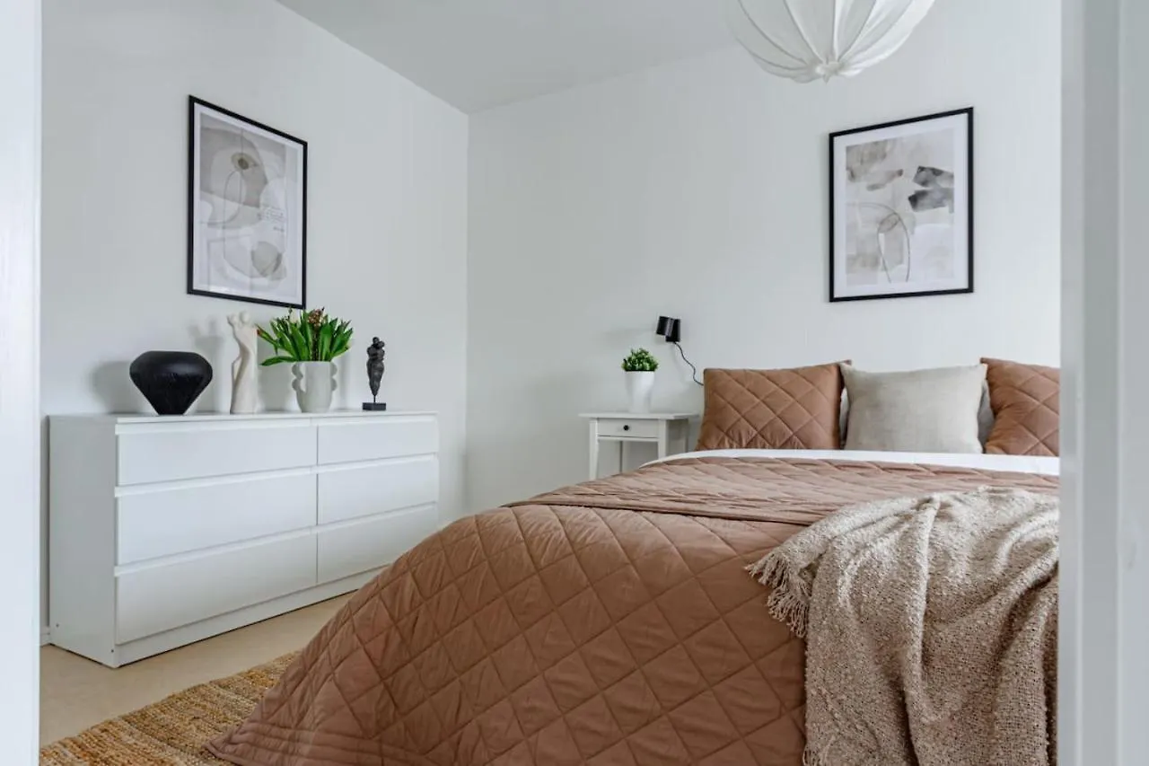 Practical Flat In Vibrant Sofo, Construction Work Lägenhet Stockholm